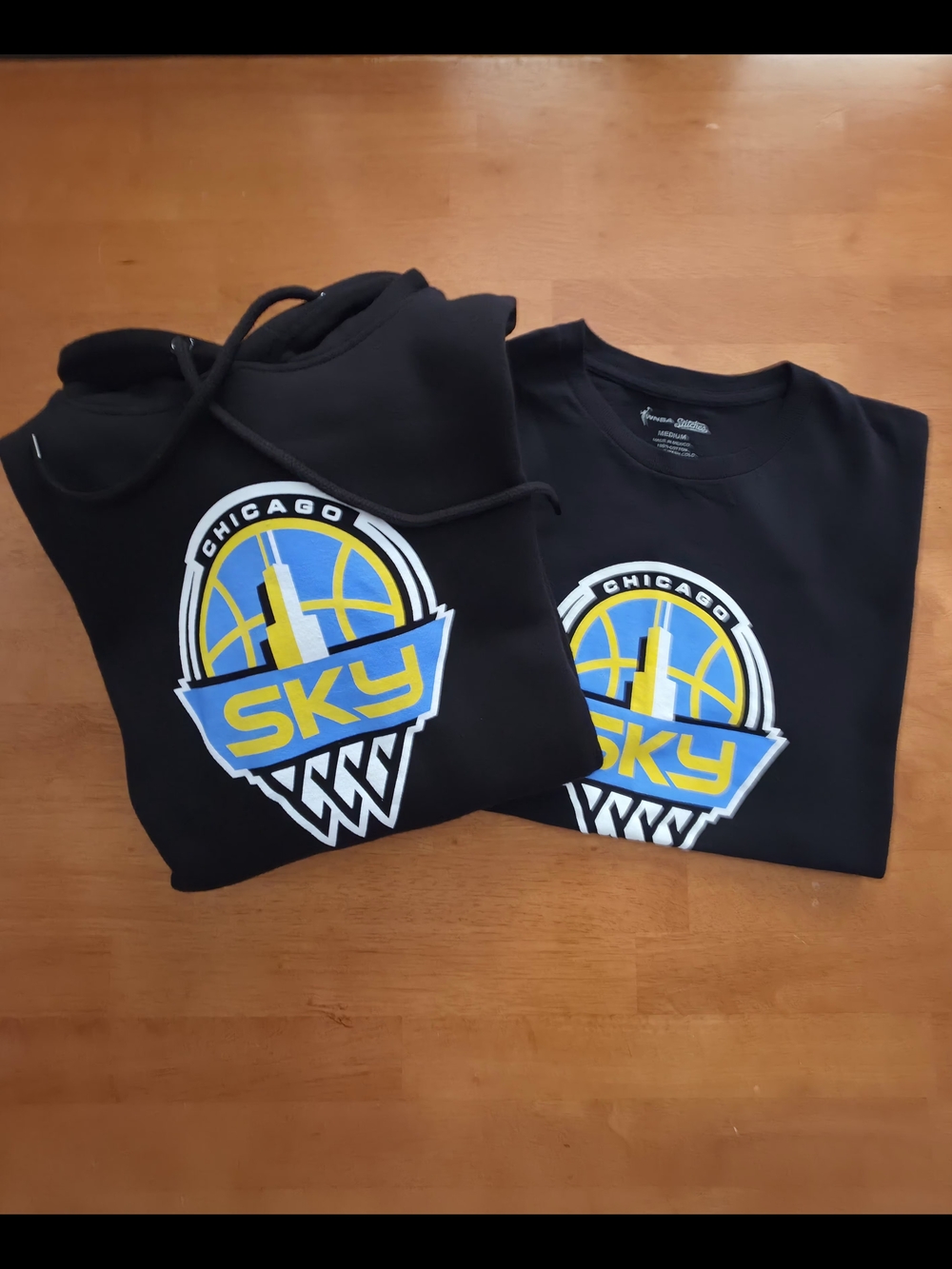 WNBA Chicago Sky Logo Black Hoodie & Tshirt Combo. Mens Med